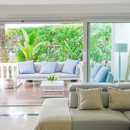 Marbesa Playa Casa Del Mar Марбелья
