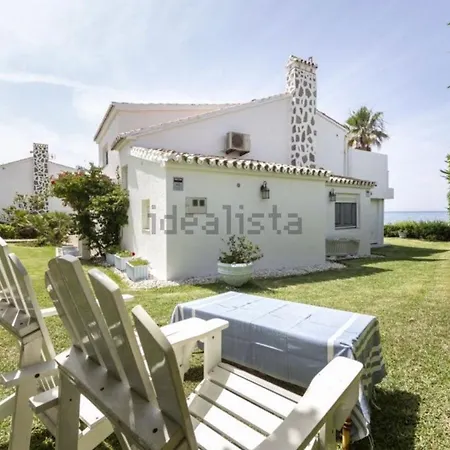 Marbesa Playa Casa Del Mar Вілла